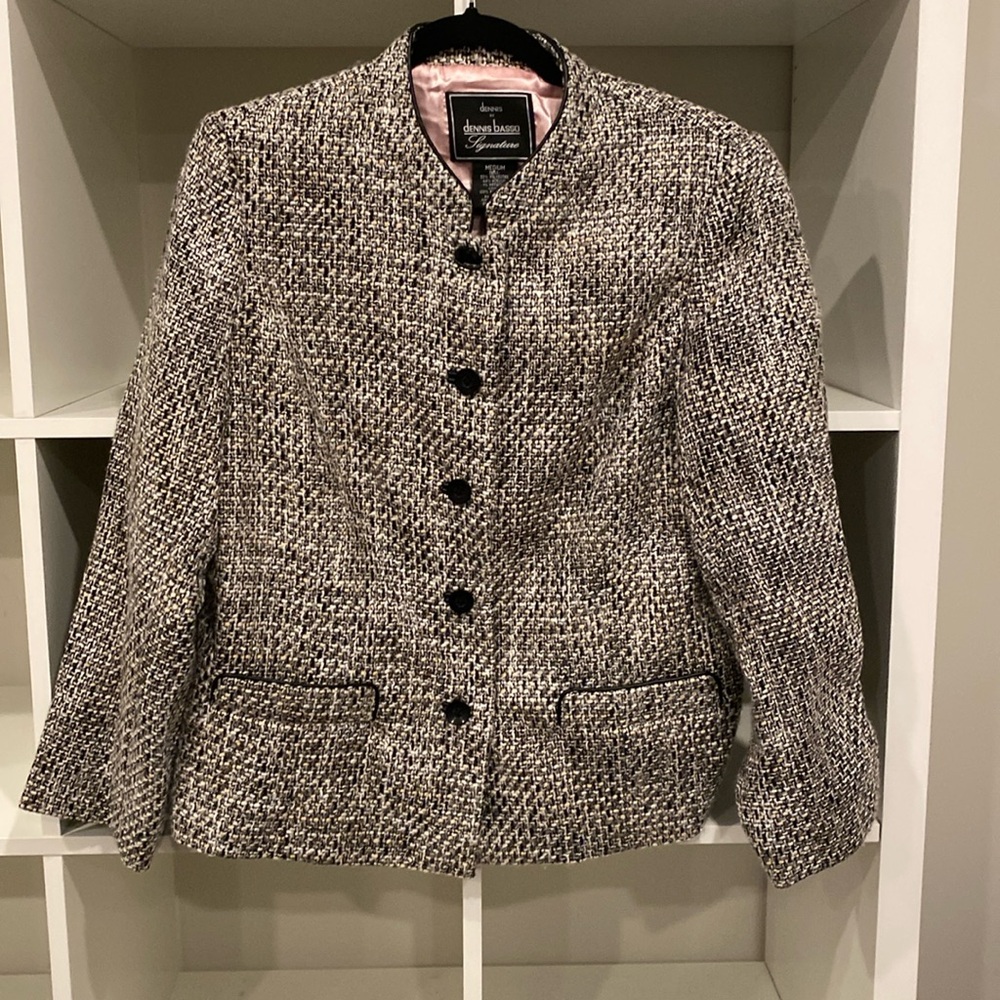 Used, excellent condition: Dennis Basso sportcoat, size M